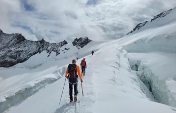 Monte Rosa high mountain range tours